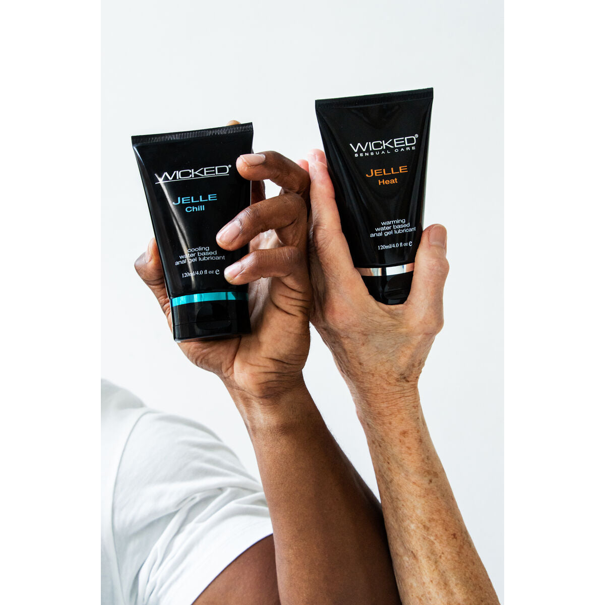 V3H15FE0E8C240D7A072A680DA30DB561AER4843574P3